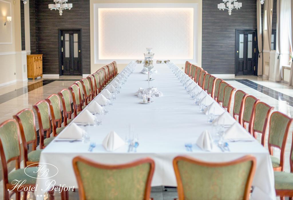 Hotel Belfort Łomża Esterno foto